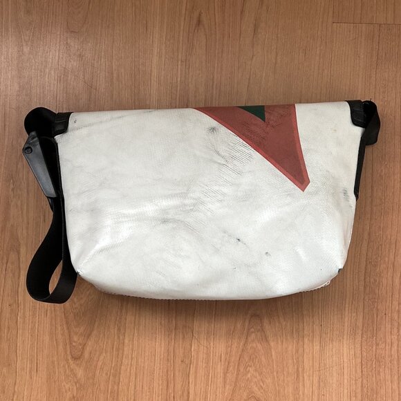 FREITAG F41 HAWAII FIVE-0 Mini Messenger Bag – Unisex - Picture 3 of 10